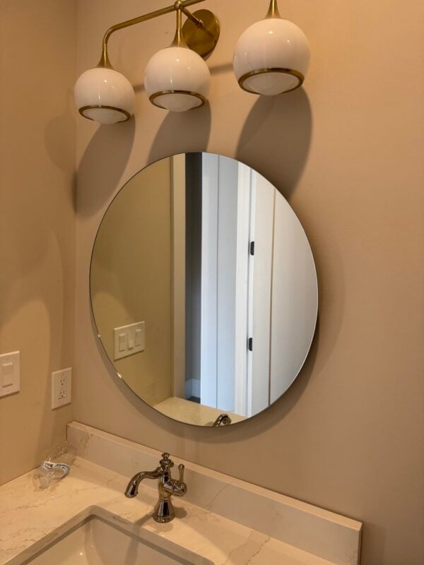 Floating Mirror